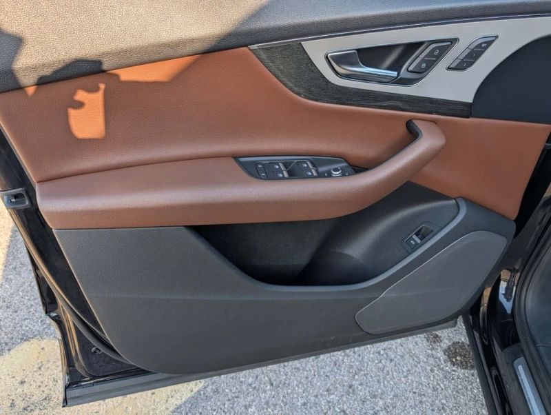 Audi Q7 * Progressiv * CARFAX * ЦЕНА ДО БГ, снимка 12 - Автомобили и джипове - 52893516