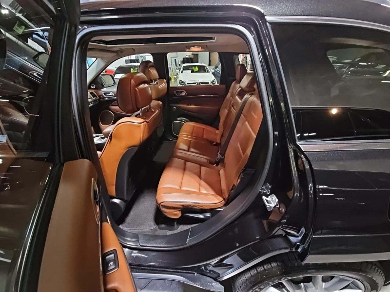 Jeep Grand cherokee, снимка 13 - Автомобили и джипове - 53091645