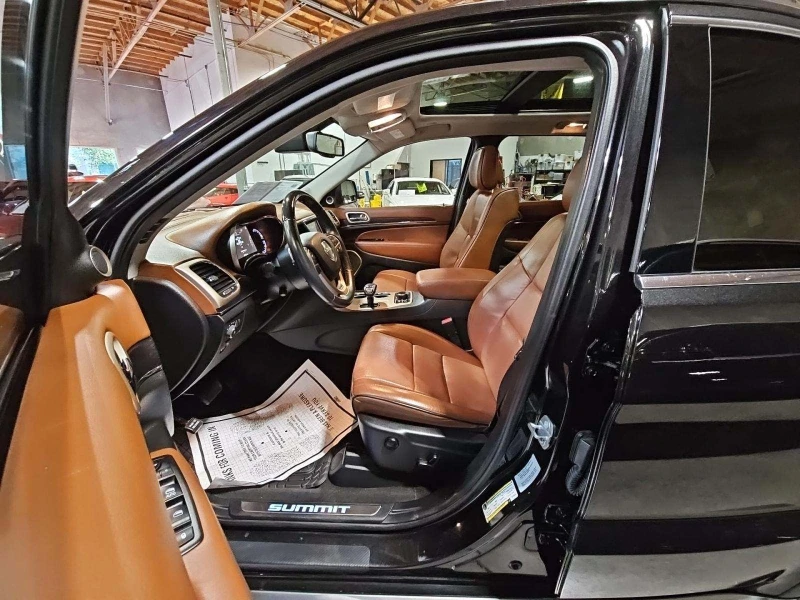 Jeep Grand cherokee, снимка 6 - Автомобили и джипове - 53091645