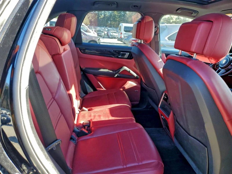 Porsche Cayenne 3l, снимка 11 - Автомобили и джипове - 53483502