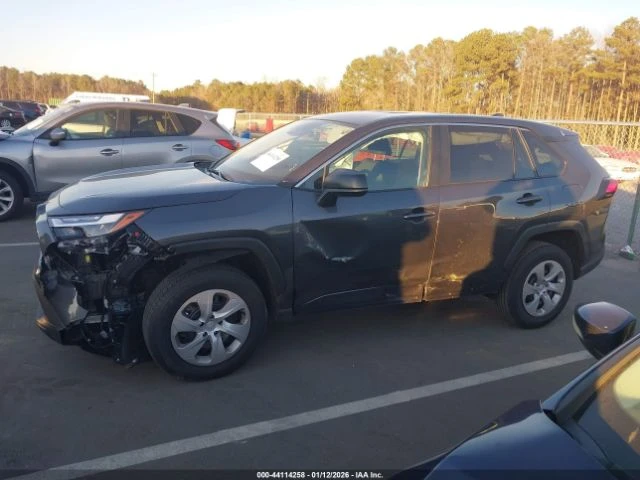 Toyota Rav4 15k km* LE* Камера* High Beam*  - изображение 6