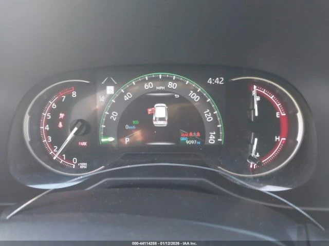 Toyota Rav4 15k km* LE* Камера* High Beam* , снимка 11 - Автомобили и джипове - 53456379