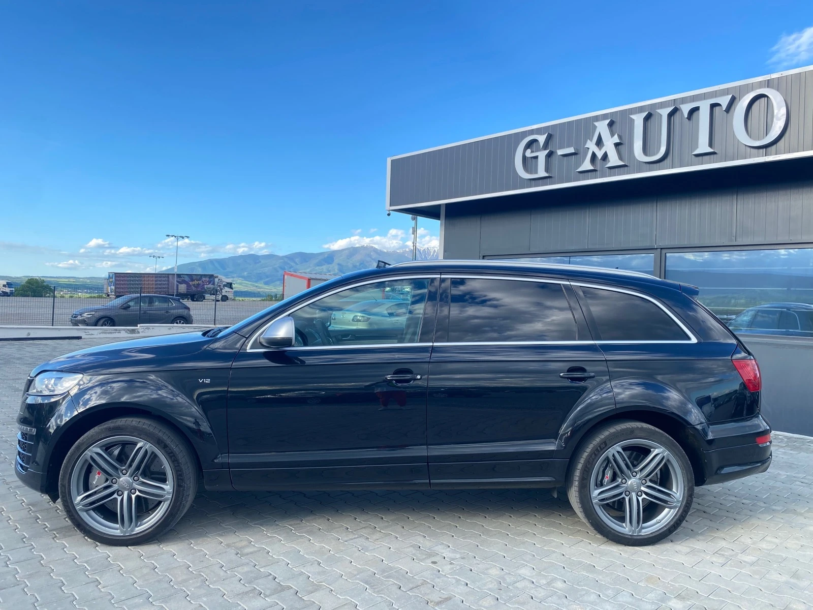 Audi Q7 6.0 TDI V12 - изображение 8