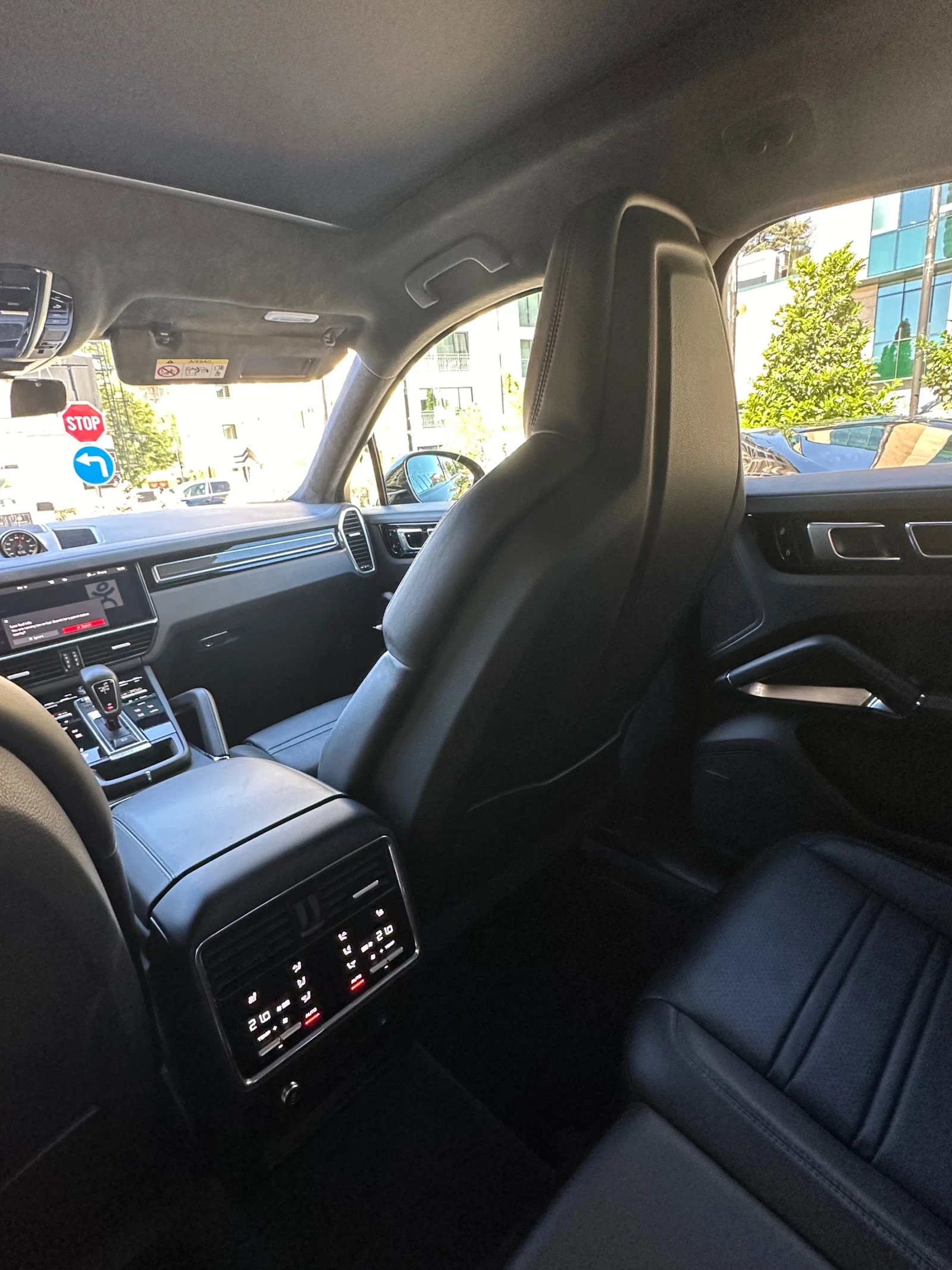 Porsche Cayenne TURBO* COUPE - изображение 9