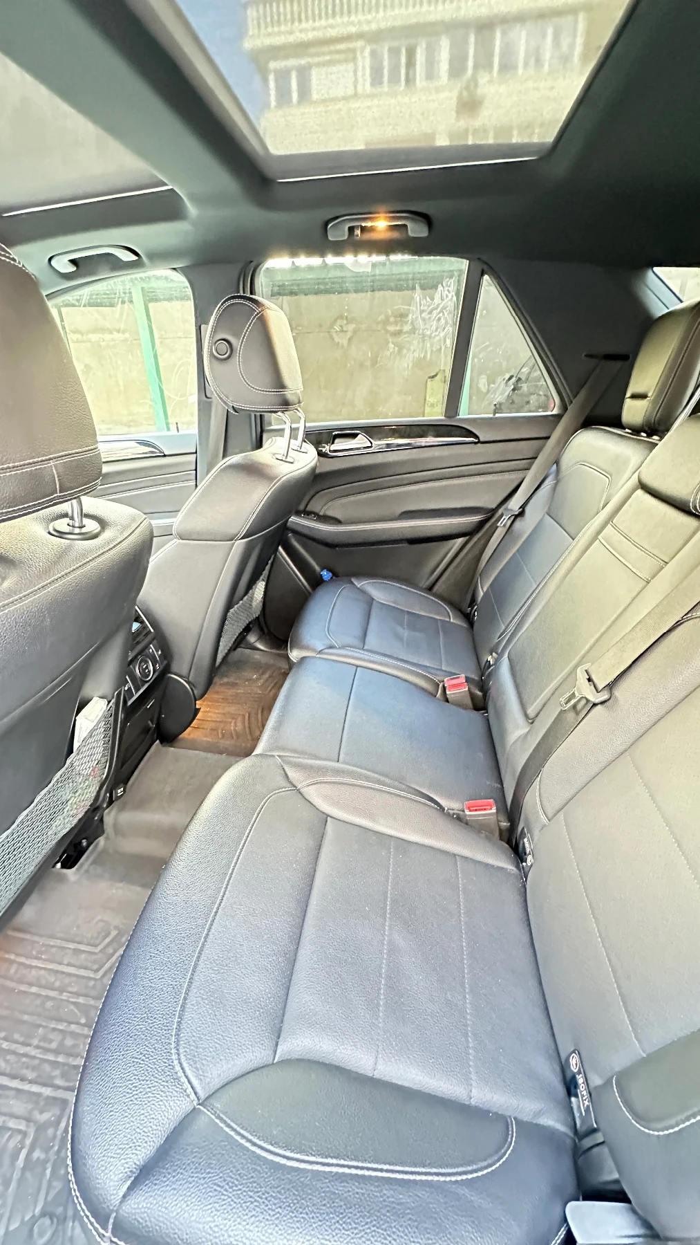 Mercedes-Benz ML 350 AMG line, снимка 9 - Автомобили и джипове - 54084955