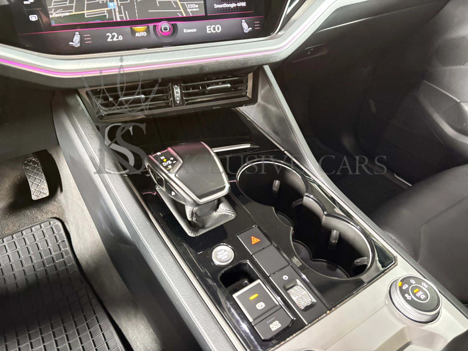 VW Touareg 3.0 TDI* 4MOTION* LED* НОВ МОТОР НА 46000 КМ - изображение 10