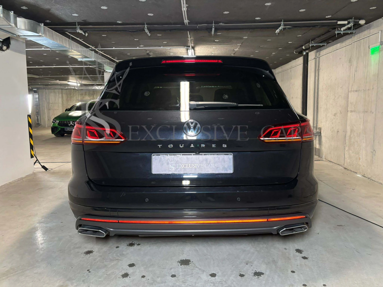 VW Touareg 3.0 TDI* 4MOTION* LED* НОВ МОТОР НА 46000 КМ - изображение 5