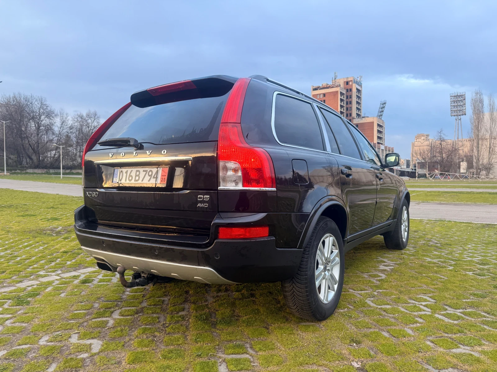 Volvo Xc90 Summun | 200 к.с. | D5 | ПЪЛНА СЕРВИЗНА ИСТОРИЯ, снимка 4 - Автомобили и джипове - 52897798