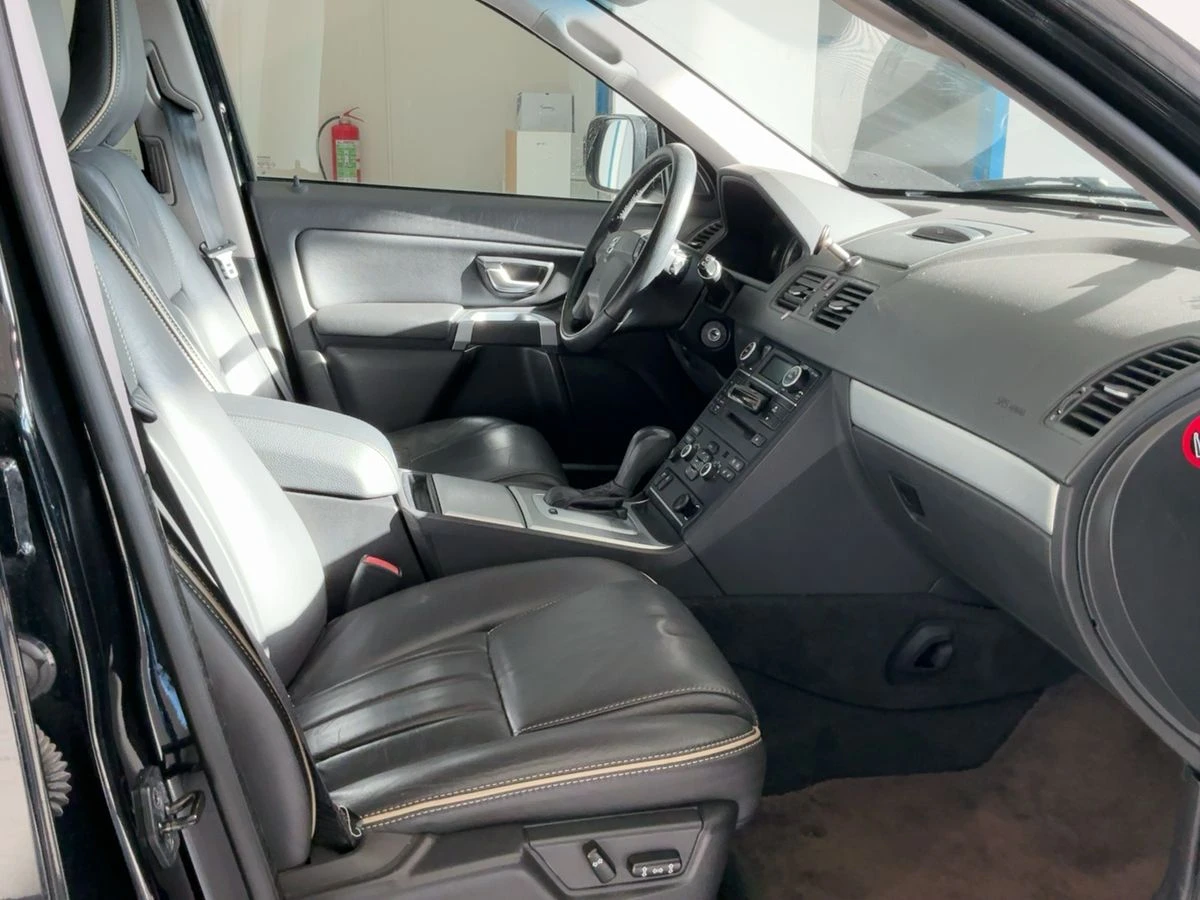 Volvo Xc90 Summun | 200 к.с. | D5 | ПЪЛНА СЕРВИЗНА ИСТОРИЯ - изображение 6