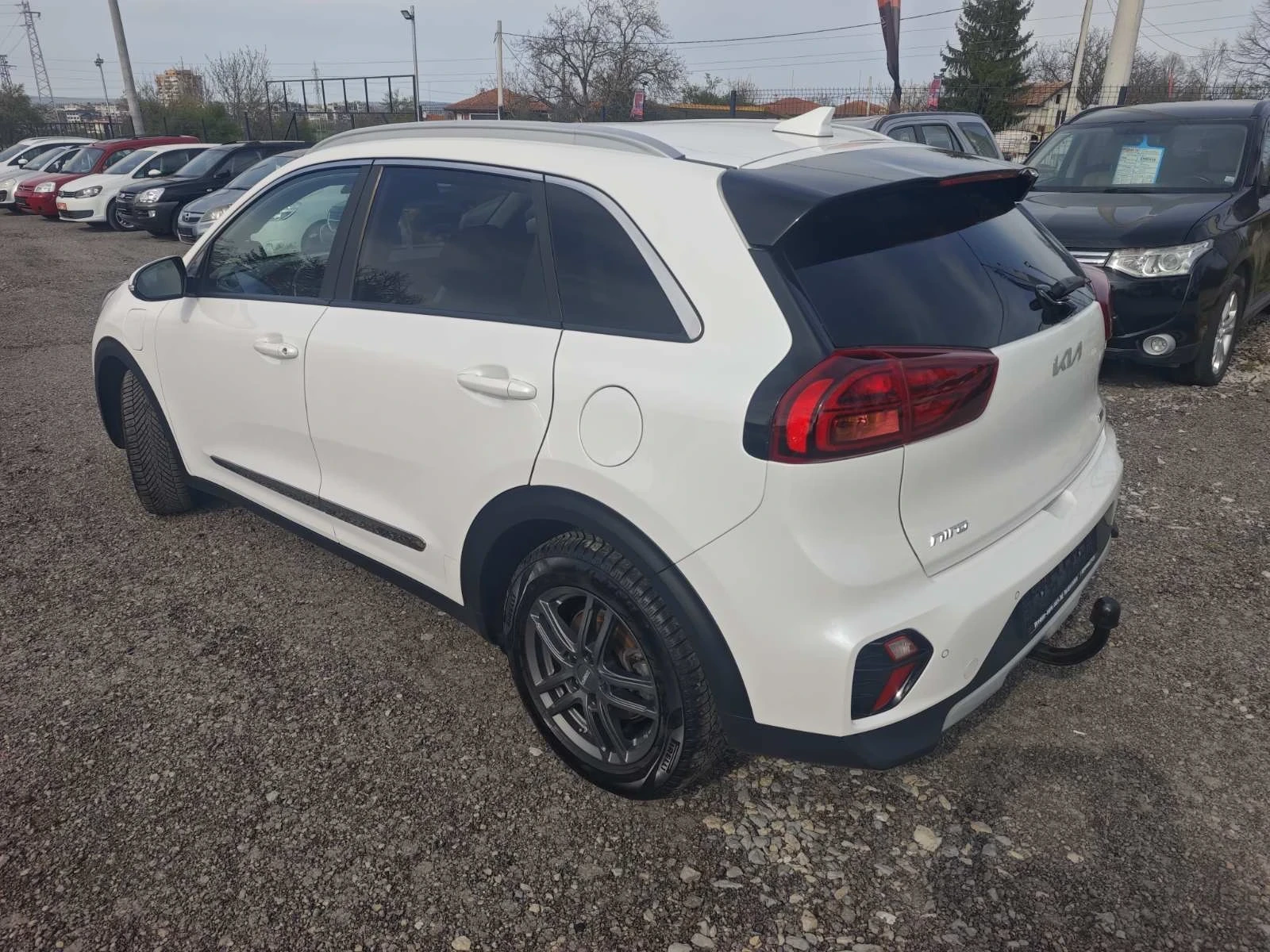 Kia Niro 1.6 PLUG IN HIBRID, снимка 6 - Автомобили и джипове - 54206443