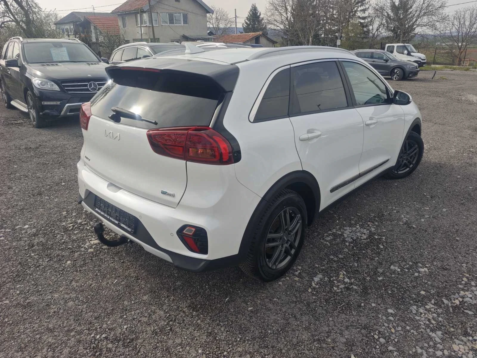 Kia Niro 1.6 PLUG IN HIBRID, снимка 5 - Автомобили и джипове - 54206443