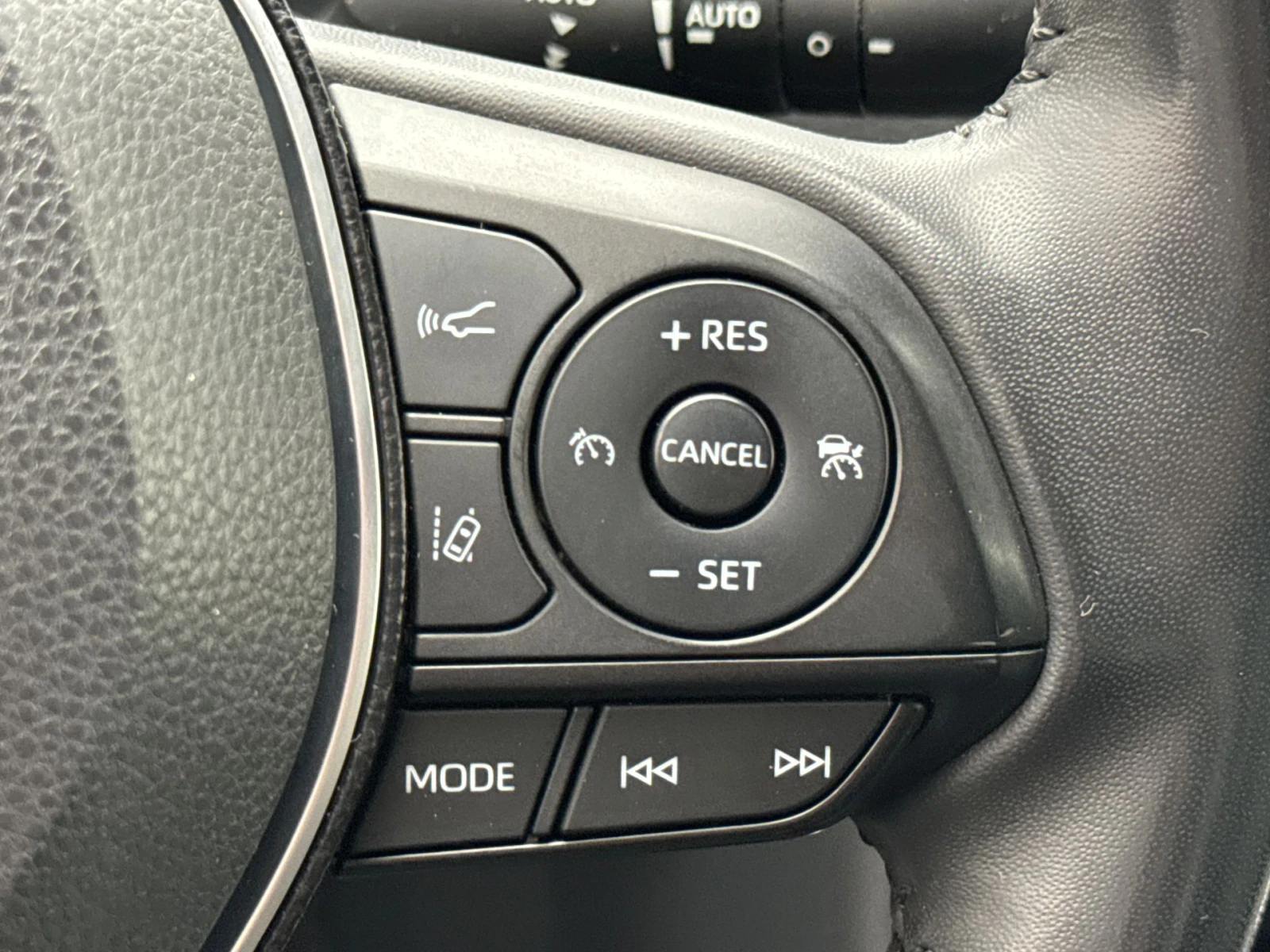 Toyota Rav4 EU - 2.5 Dynamic - AWD - Hybrid, снимка 11 - Автомобили и джипове - 54959248