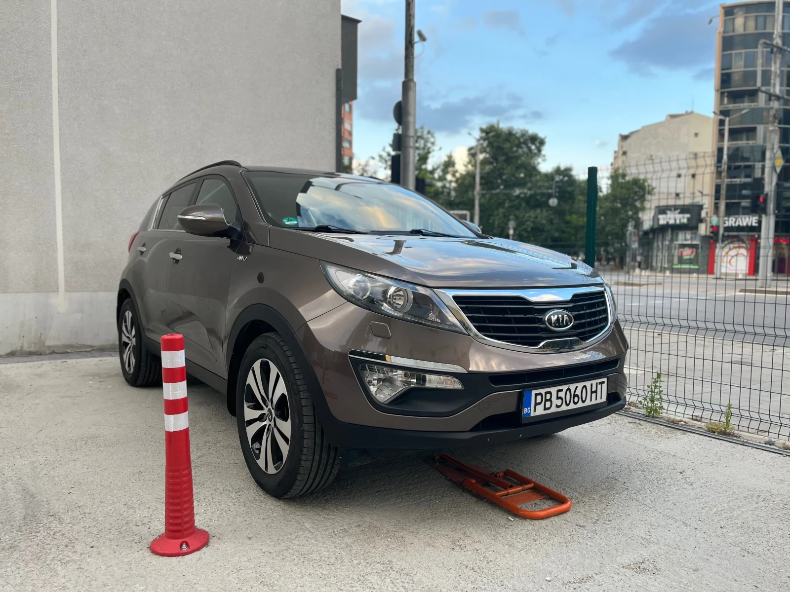 Kia Sportage 2.0 ГАЗ атмосферен , снимка 2 - Автомобили и джипове - 55123758