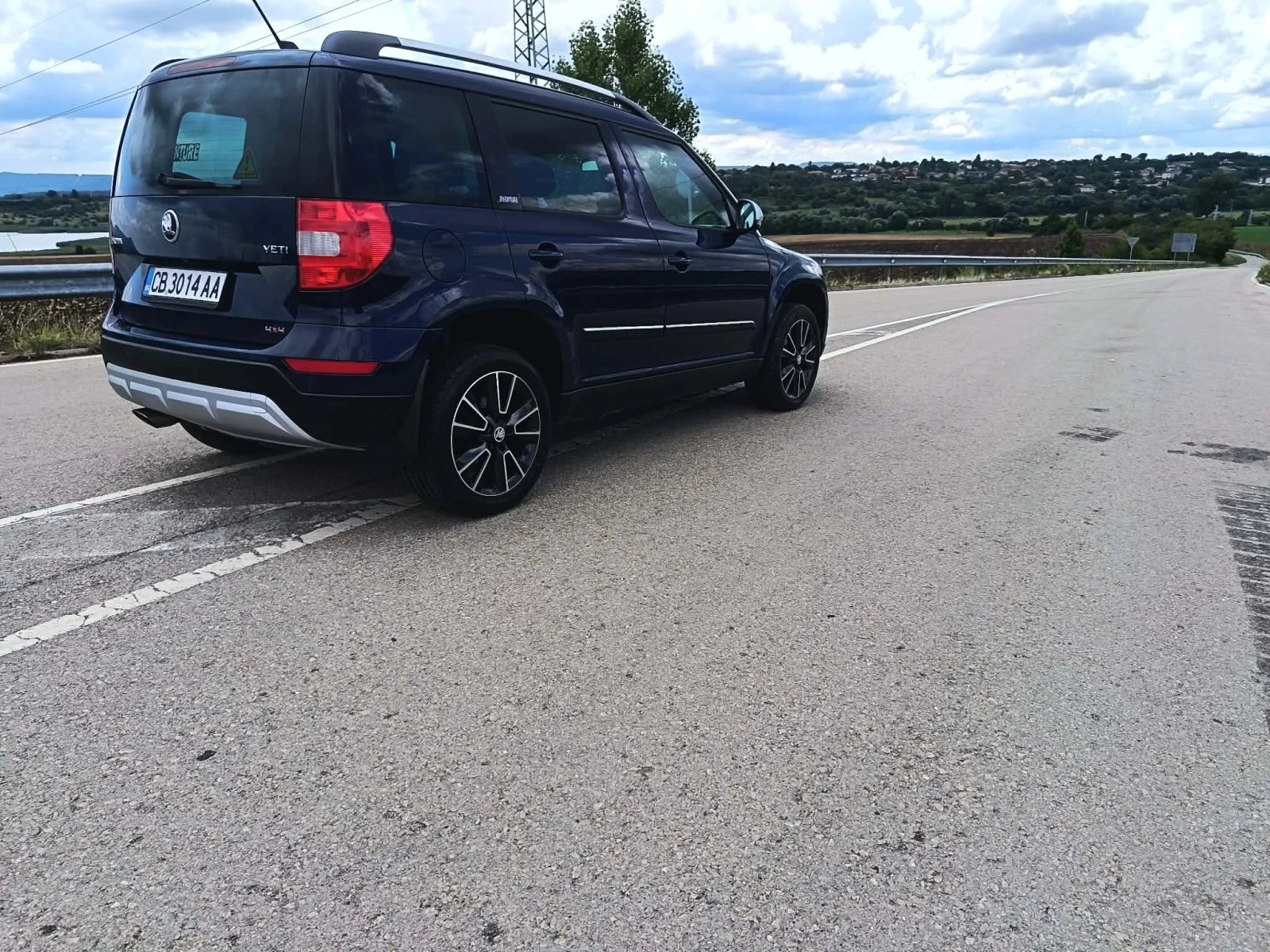 Skoda Yeti 1.8 TSI 4X4  FACELIFT , снимка 6 - Автомобили и джипове - 55399724