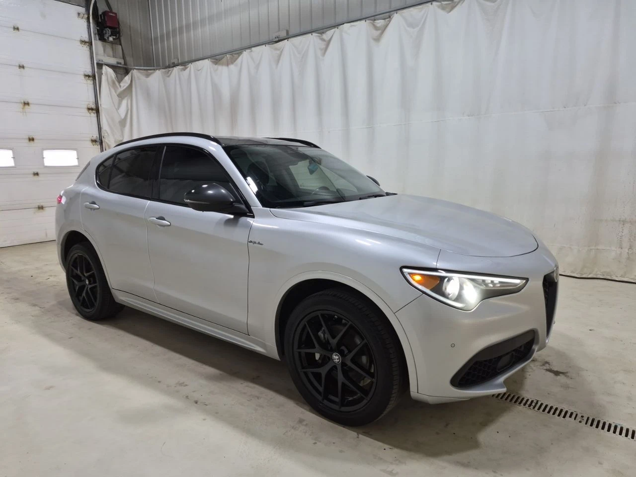 Alfa Romeo Stelvio TI, снимка 2 - Автомобили и джипове - 55723072