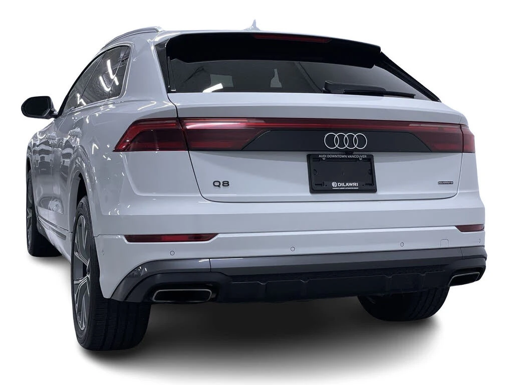 Audi Q8 55TFSI* DISTRONIC* ОБДУХ* ПАНОРАМА* КРАЙНА ЦЕНА, снимка 4 - Автомобили и джипове - 56100973