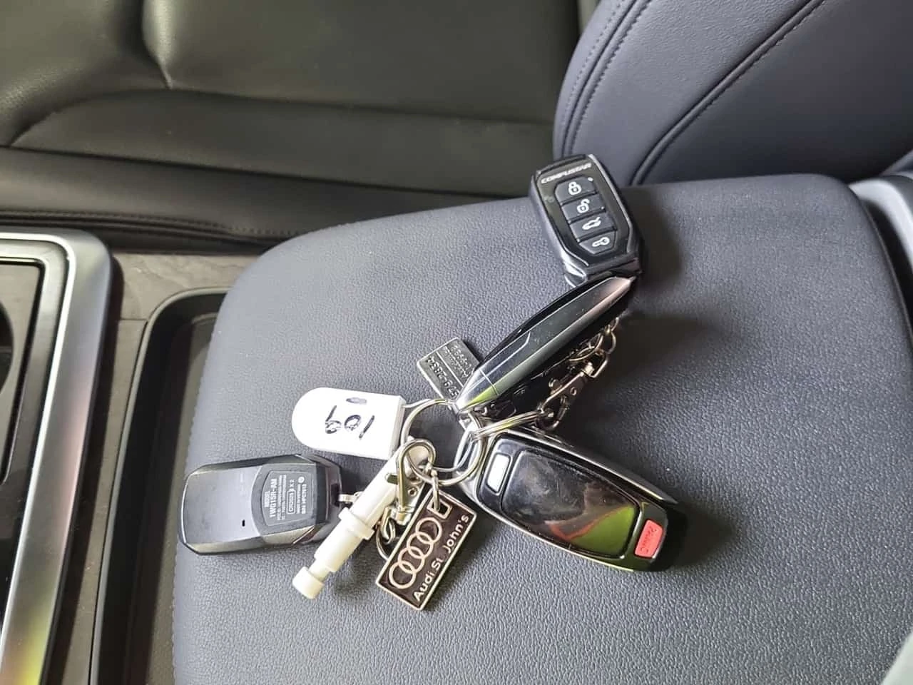 Audi Q7 * 55TFSI * S-Line * CARFAX * , снимка 10 - Автомобили и джипове - 56665813