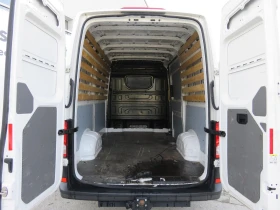 VW Crafter Furgon 30 SR NK 2.0 TDI PP, снимка 5