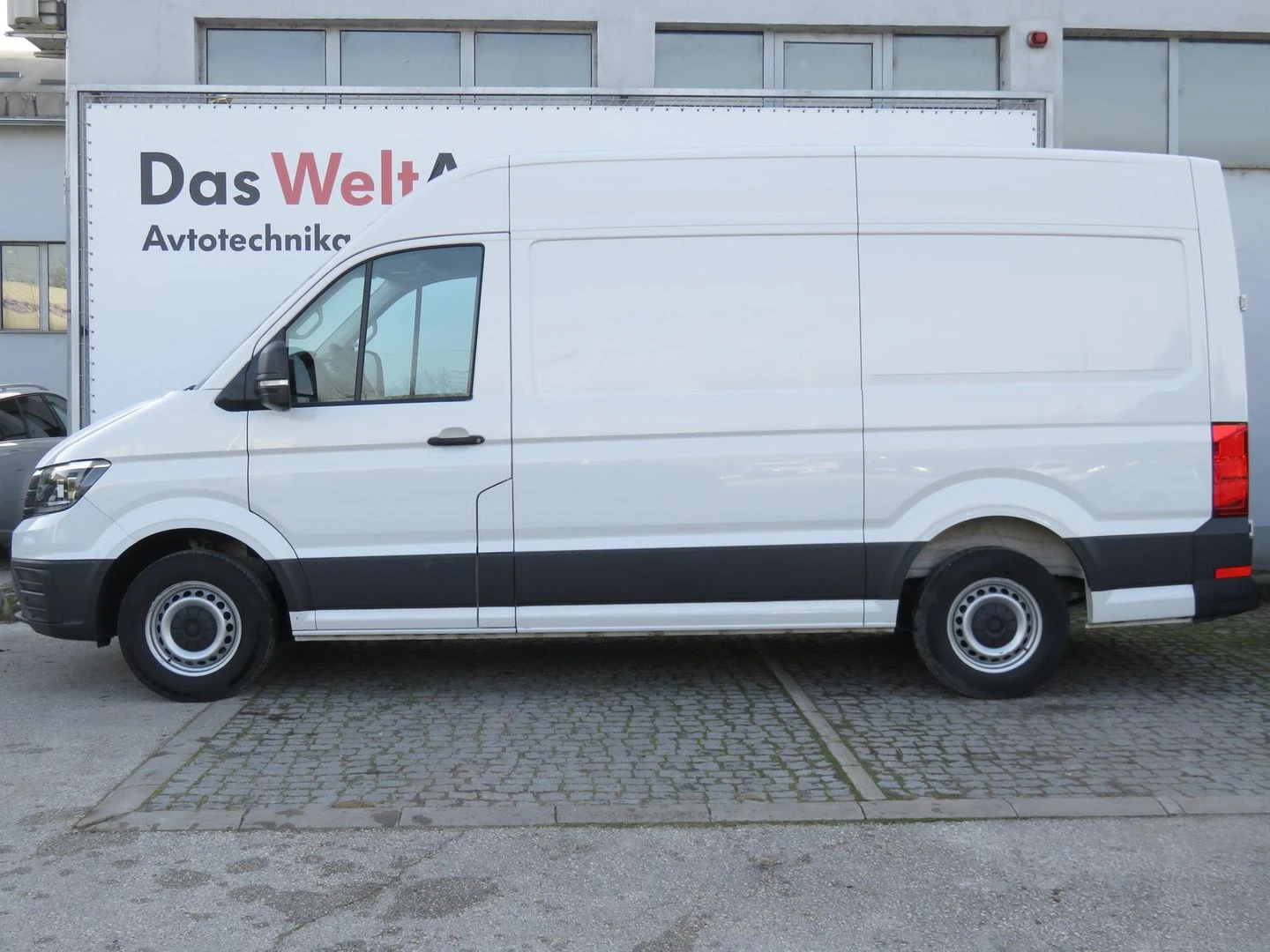 VW Crafter Furgon 30 SR NK 2.0 TDI PP - изображение 3