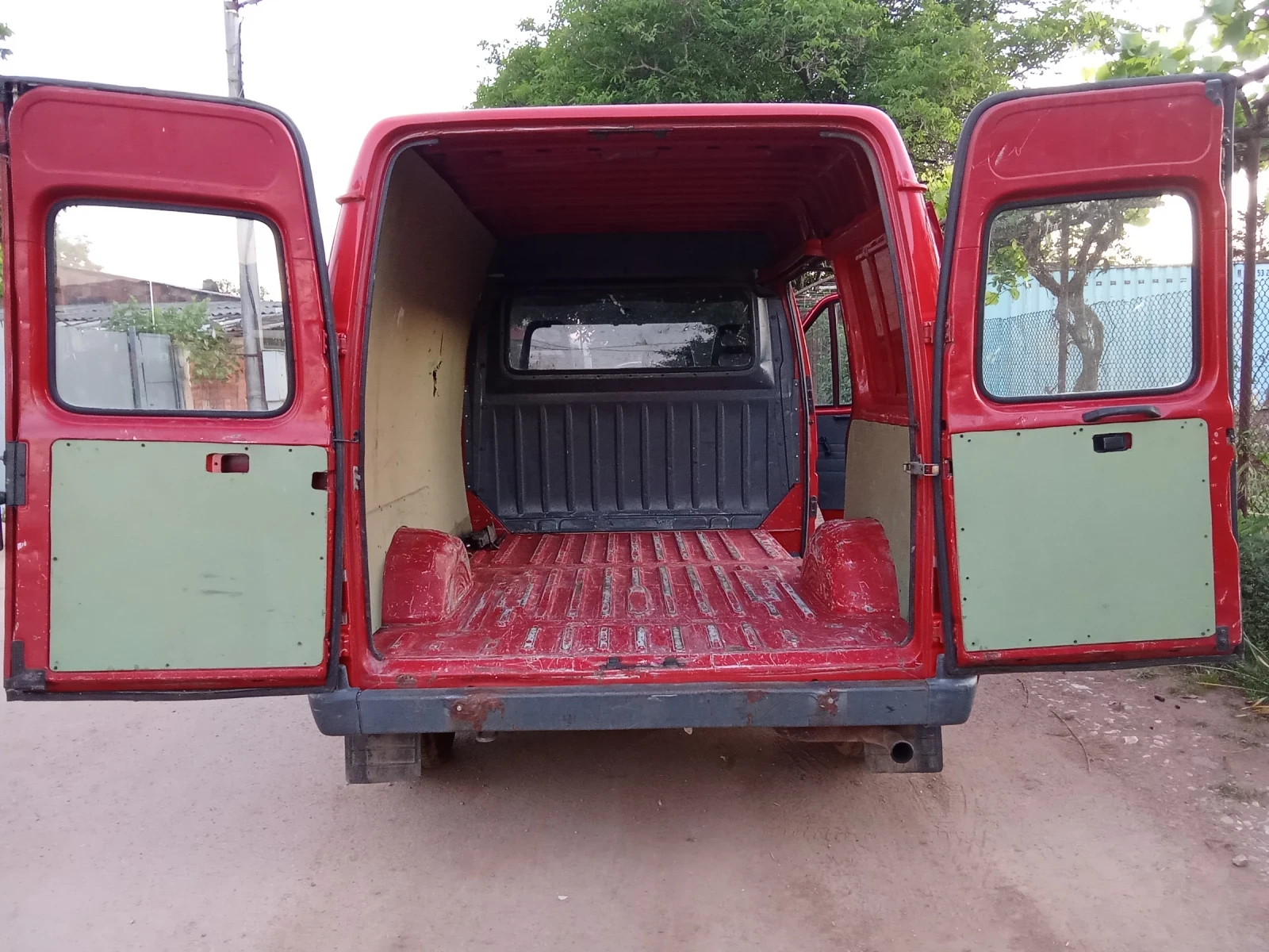 Ford Transit МНОГО ЗАПАЗЕН , снимка 7 - Бусове и автобуси - 54704354