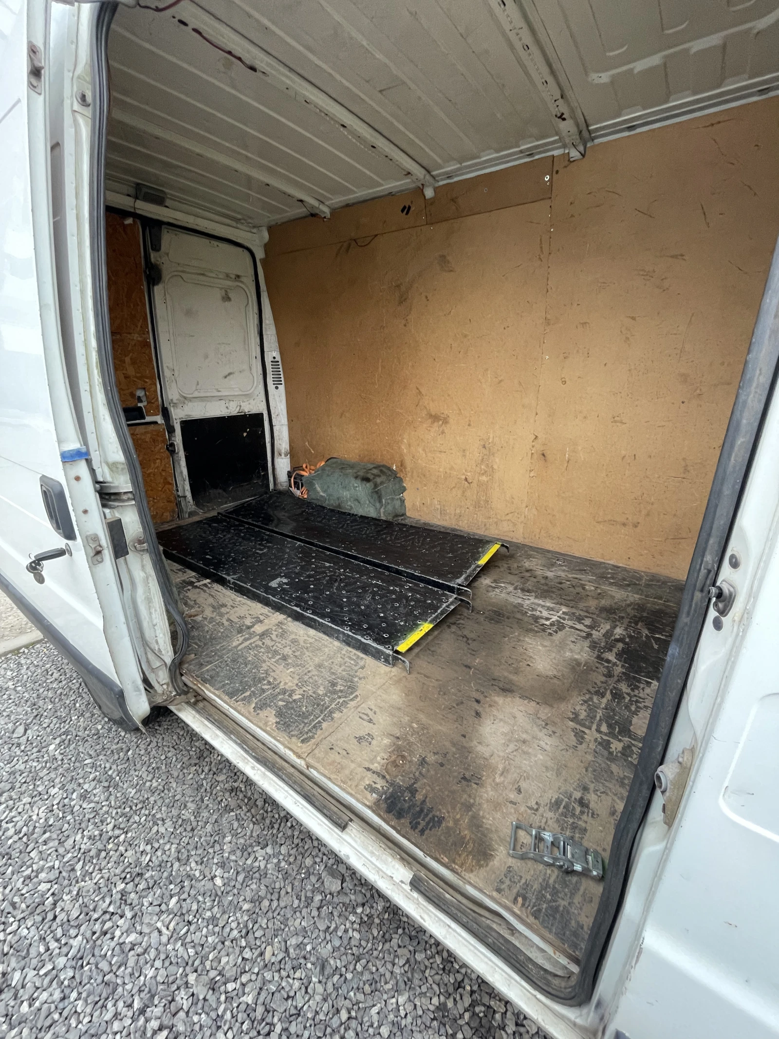 Peugeot Boxer, снимка 9 - Бусове и автобуси - 54993895