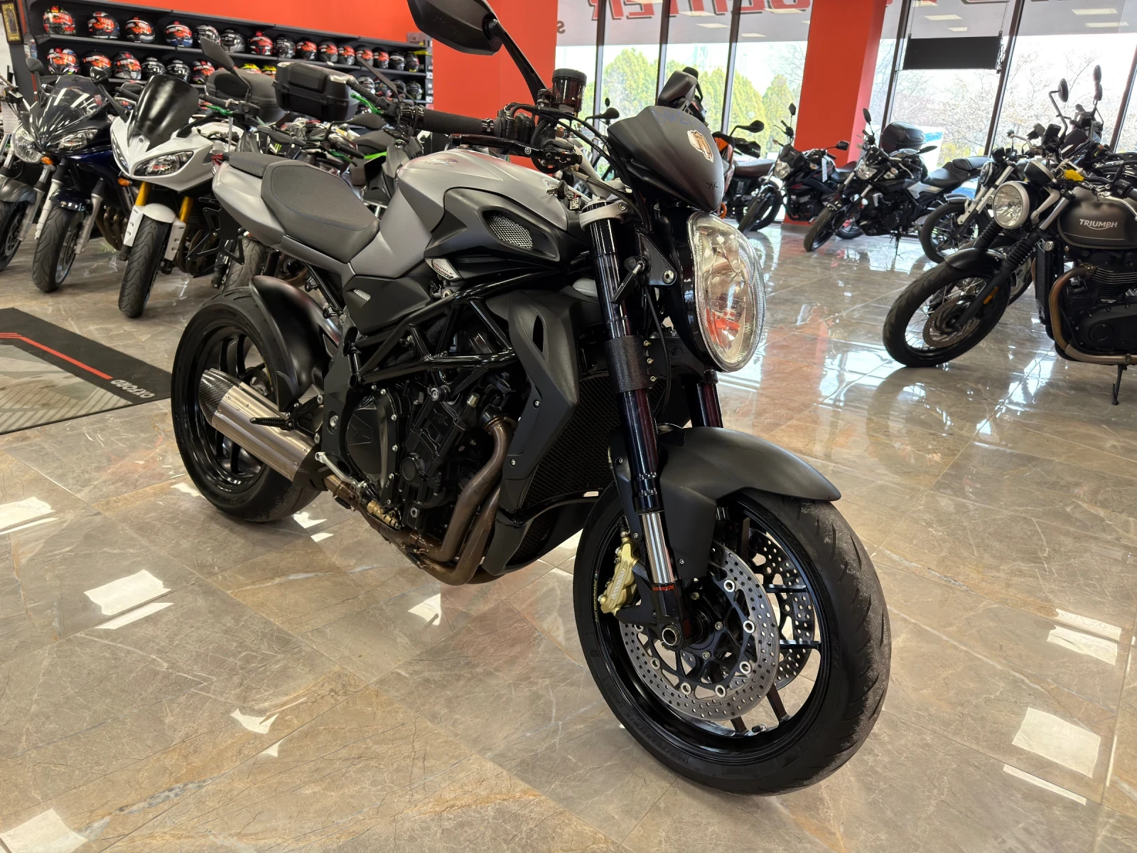 MV Agusta Brutale 920I ABS, снимка 2 - Мотоциклети и мототехника - 54006793