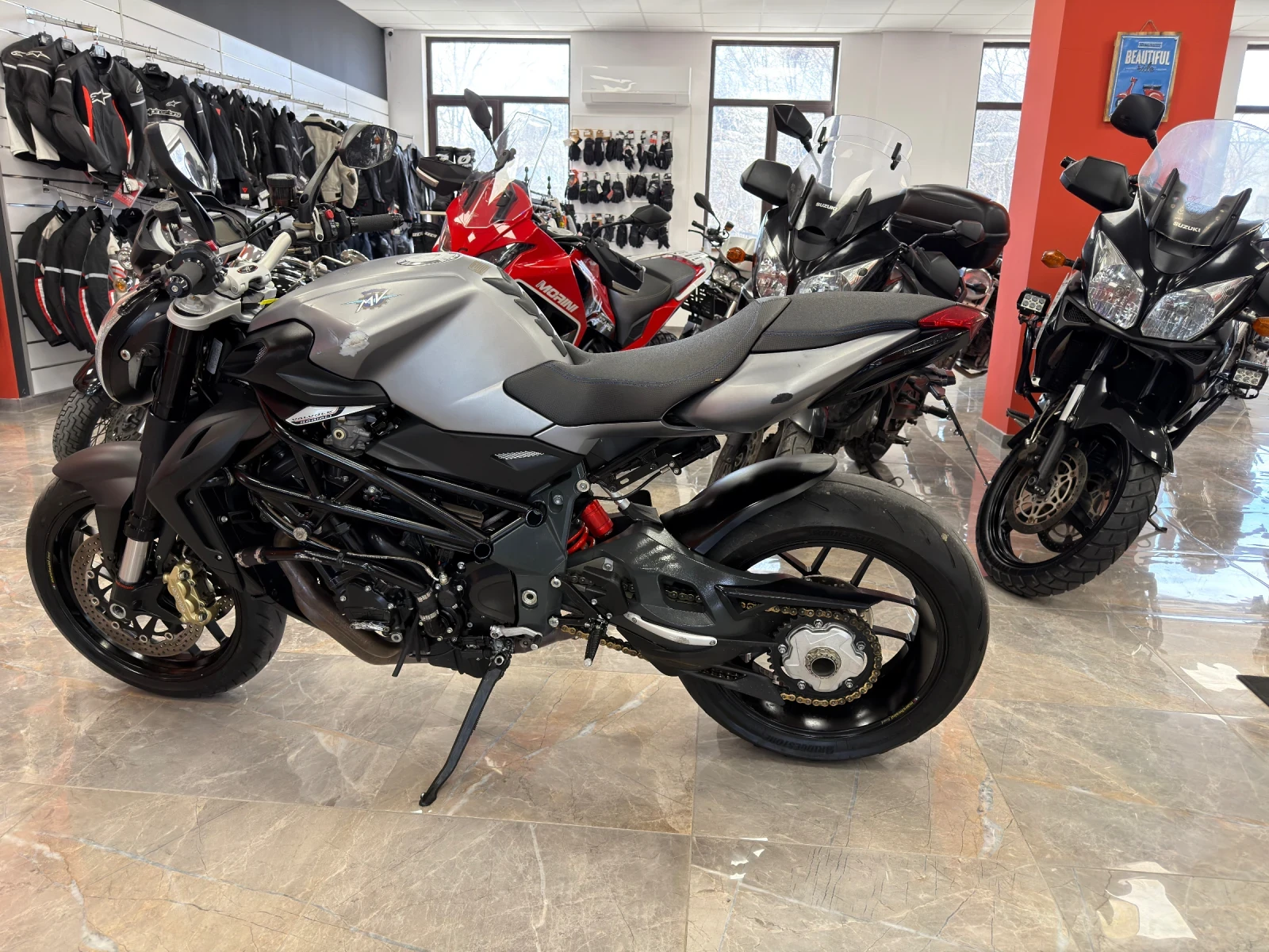 MV Agusta Brutale 920I ABS, снимка 8 - Мотоциклети и мототехника - 54006793