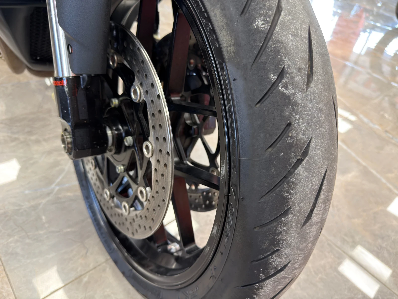 MV Agusta Brutale 920I ABS, снимка 11 - Мотоциклети и мототехника - 54006793