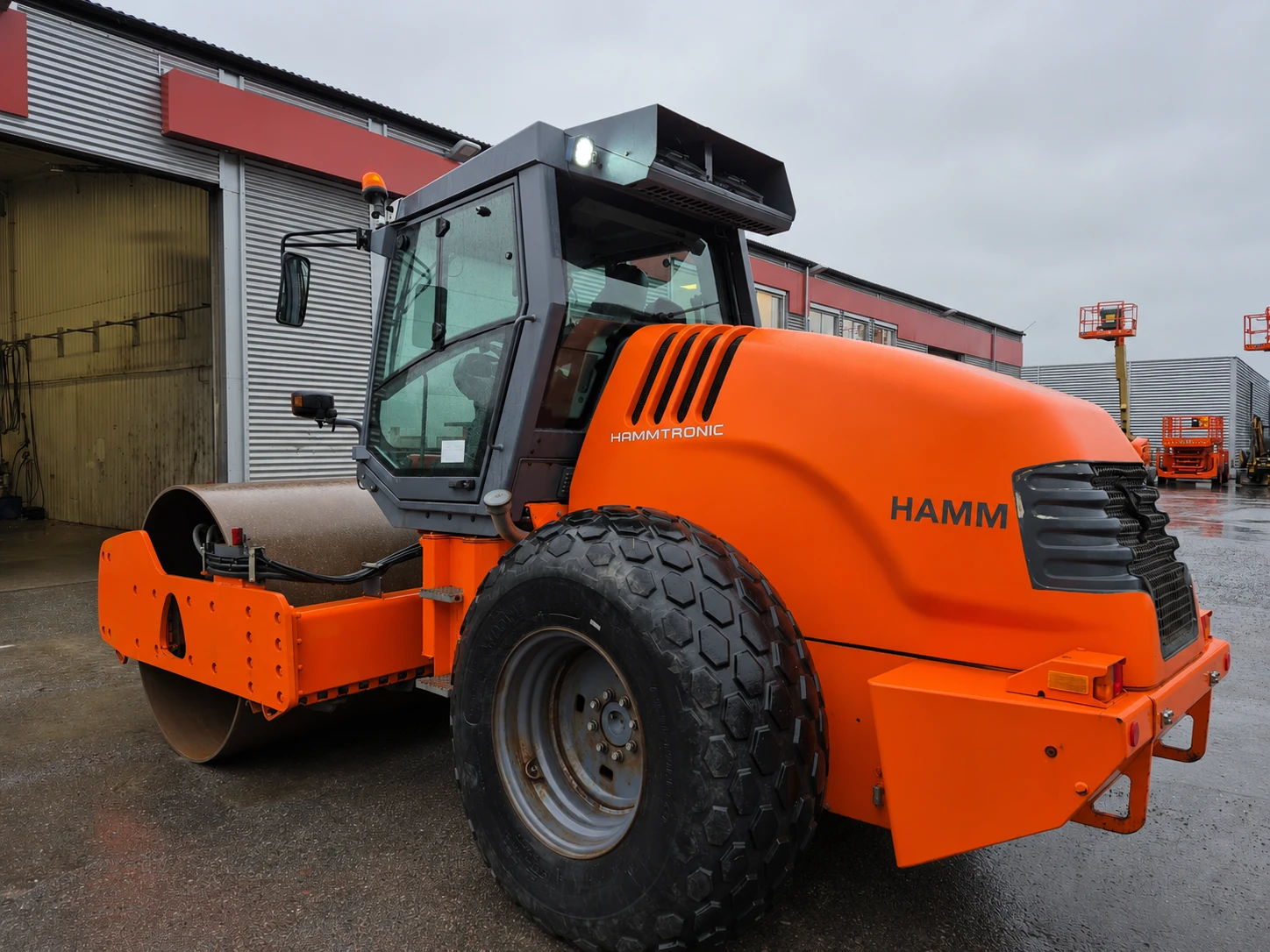 Валяк Друга марка Hamm 3412HT , снимка 5 - Индустриална техника - 55221874