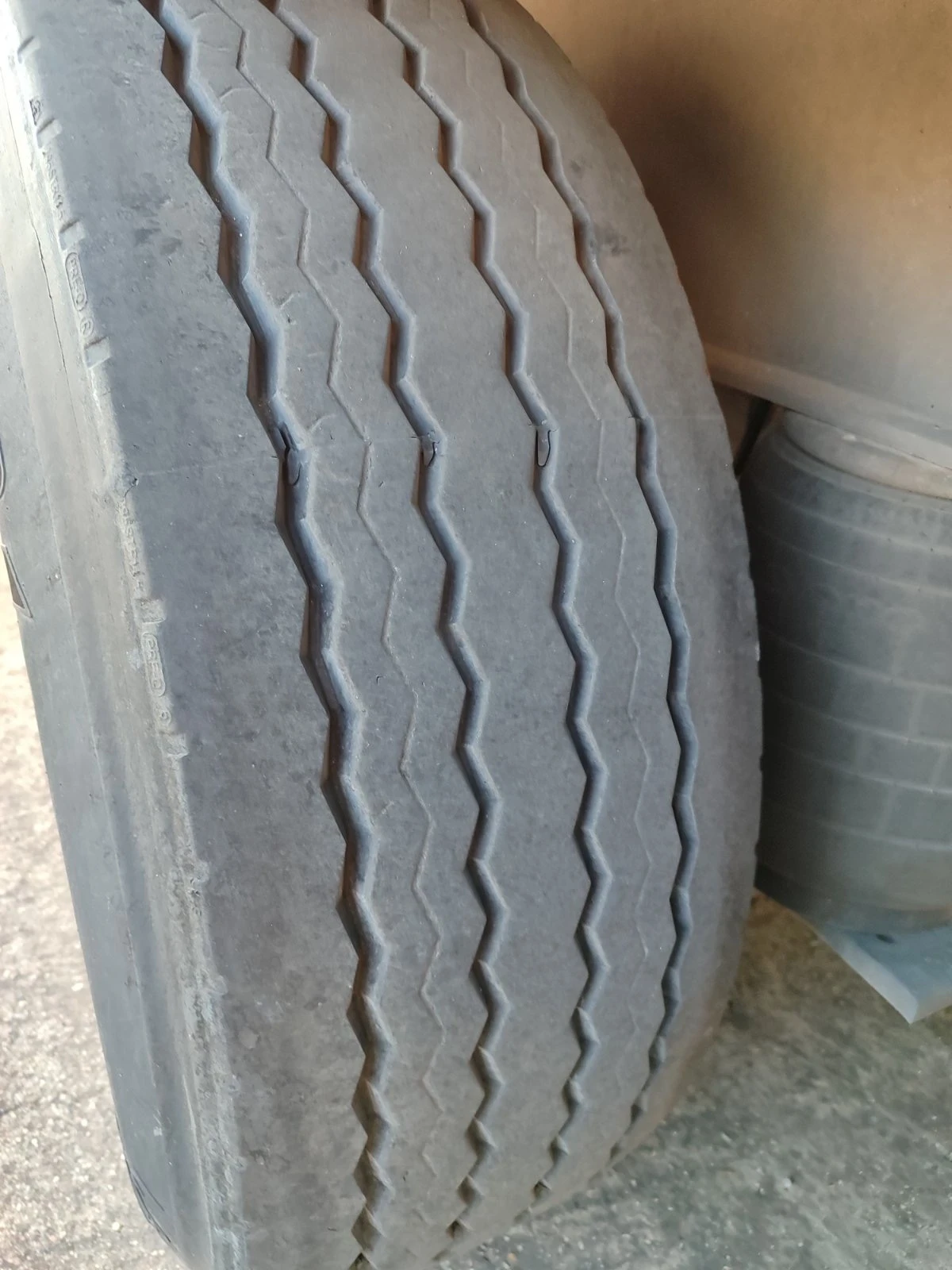  Schmitz | Mobile.bg   7