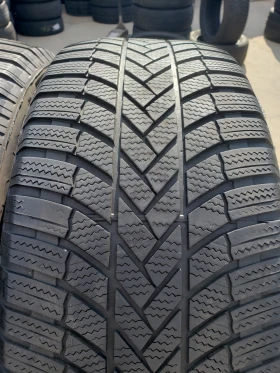 Гуми Зимни 255/55R19, снимка 1