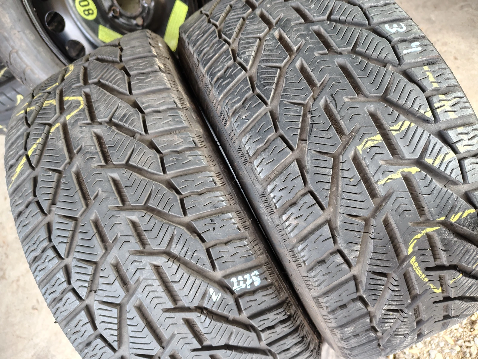  235/40R18 | Mobile.bg   2