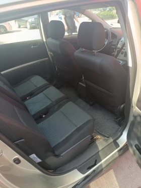 Toyota Corolla Verso, снимка 6