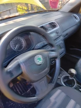 Skoda Roomster - 620 € / 1212.61 лв. - 80870798 4