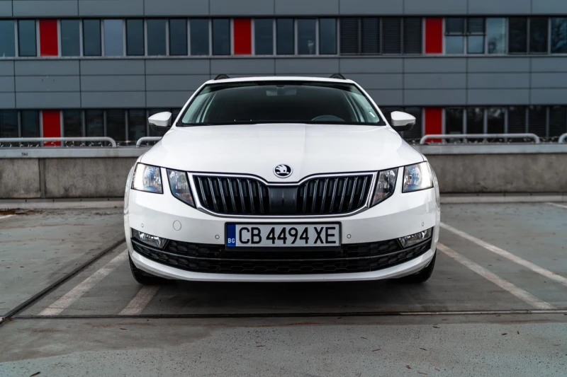 Skoda Octavia, снимка 2 - Автомобили и джипове - 48540887