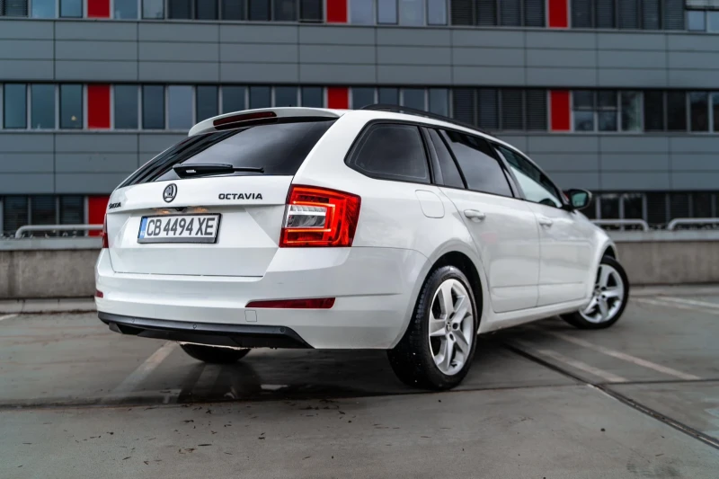 Skoda Octavia, снимка 4 - Автомобили и джипове - 48540887