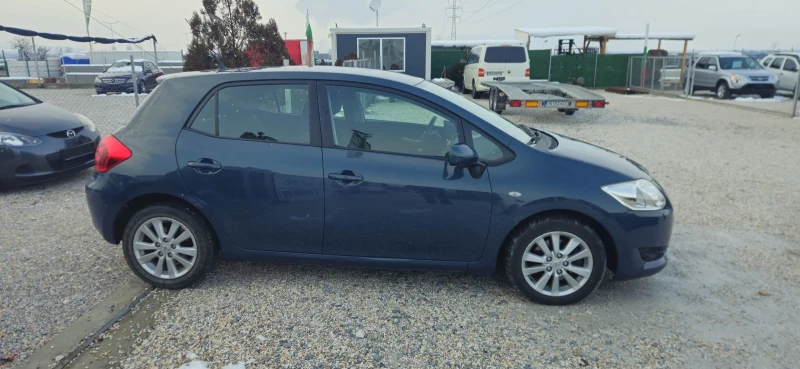 Toyota Auris 2.0.D4D.125кс.ТОПсъстояние, снимка 4 - Автомобили и джипове - 49027971