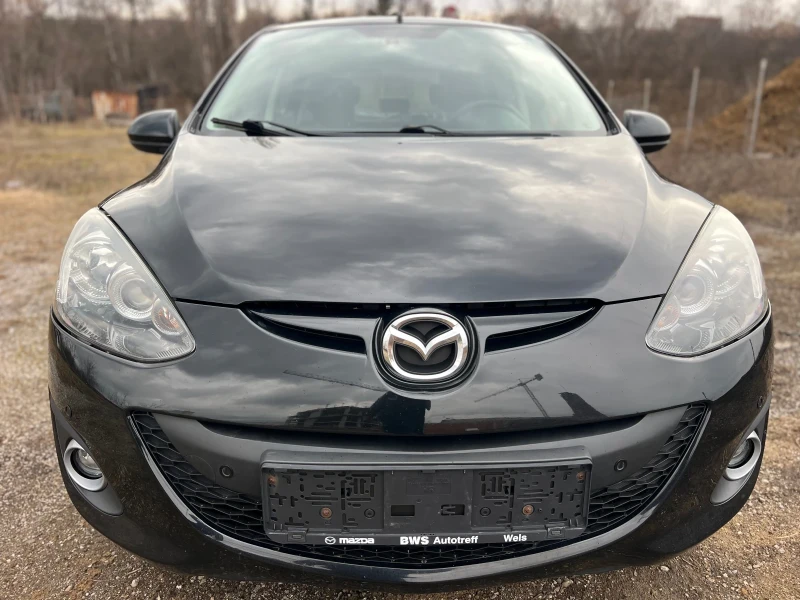 Mazda 2 1.6d Euro5b//2014г//Подгряване на седалките, снимка 1 - Автомобили и джипове - 49316891