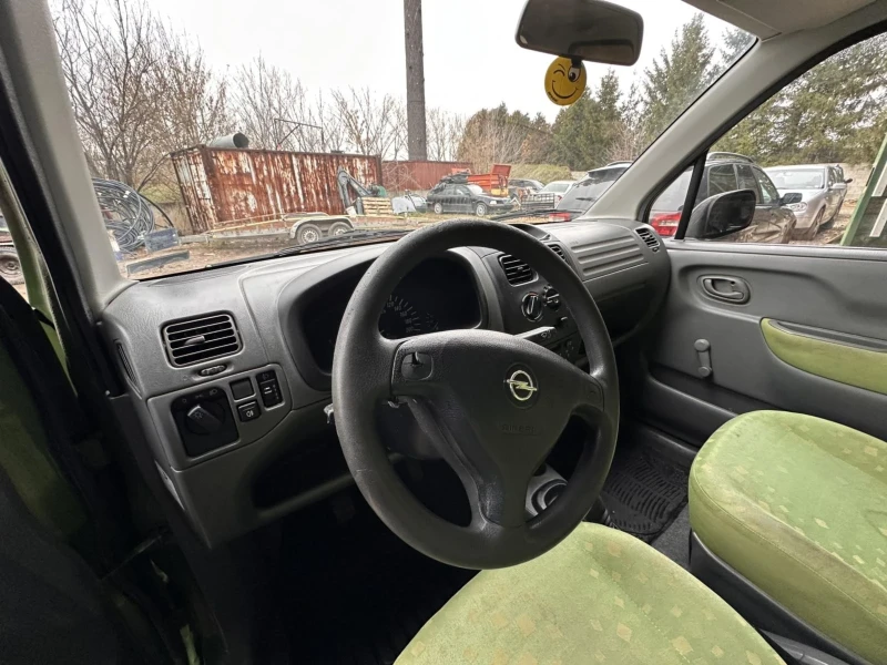 Opel Agila 1.0i, снимка 16 - Автомобили и джипове - 50321699