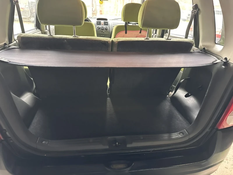 Opel Agila 1.0i, снимка 11 - Автомобили и джипове - 50321699