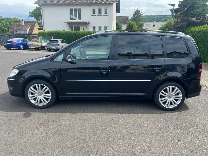 VW Touran 2.0 tdi , снимка 2 - Автомобили и джипове - 52267740