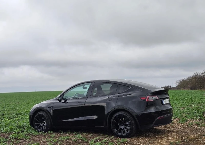 Tesla Model Y Гаранция Лична Кола ЛФП, снимка 3 - Автомобили и джипове - 52663365