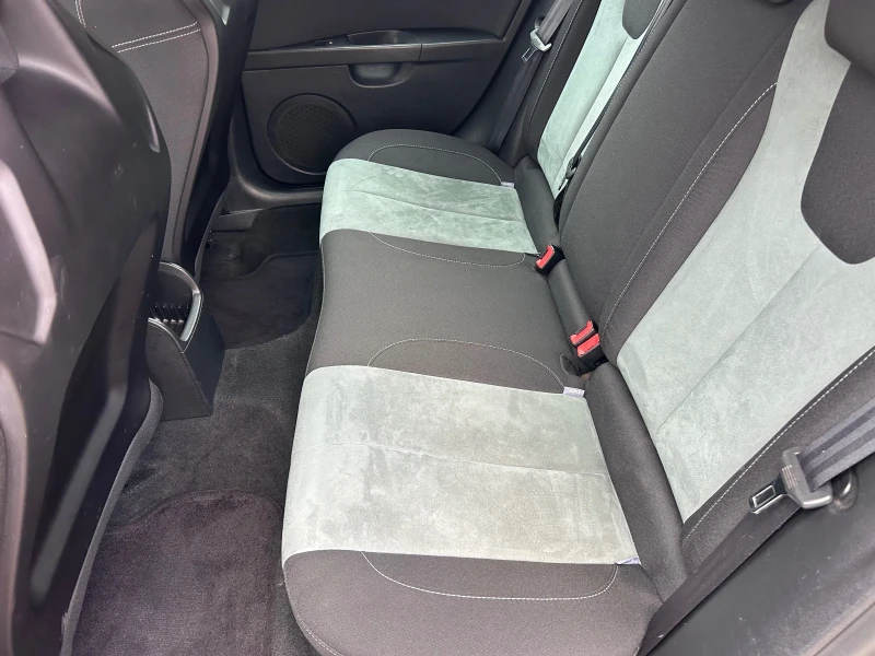 Seat Leon Cupra-R, снимка 11 - Автомобили и джипове - 52772414