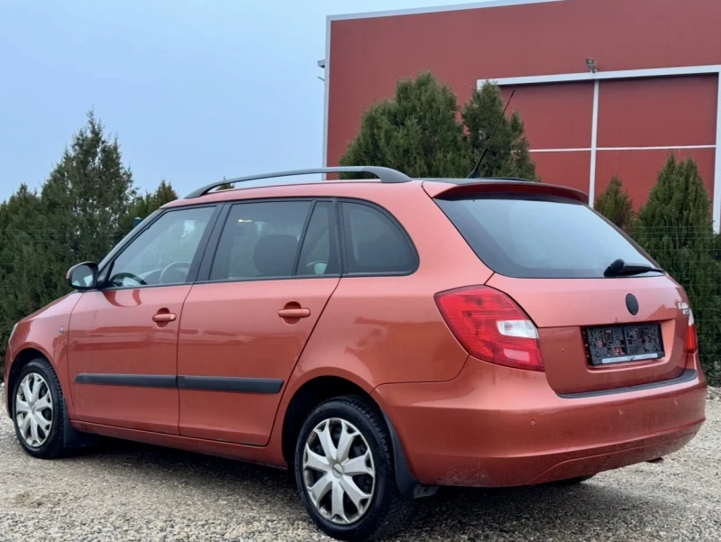 Skoda Fabia 1.4i, снимка 3 - Автомобили и джипове - 52886041