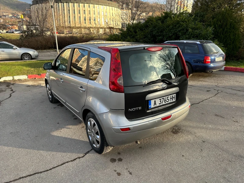 Nissan Note 1.6i Automatic с АГУ, снимка 4 - Автомобили и джипове - 53032514