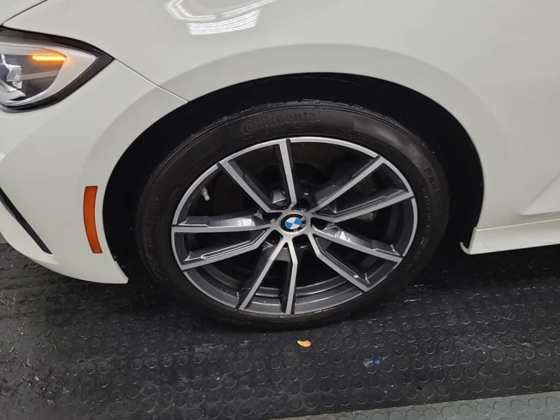 BMW 330 * 330I XDRIVE * CARFAX * БЕЗ ПЪРВОНАЧАЛНА ВНОСКА, снимка 6 - Автомобили и джипове - 53089315