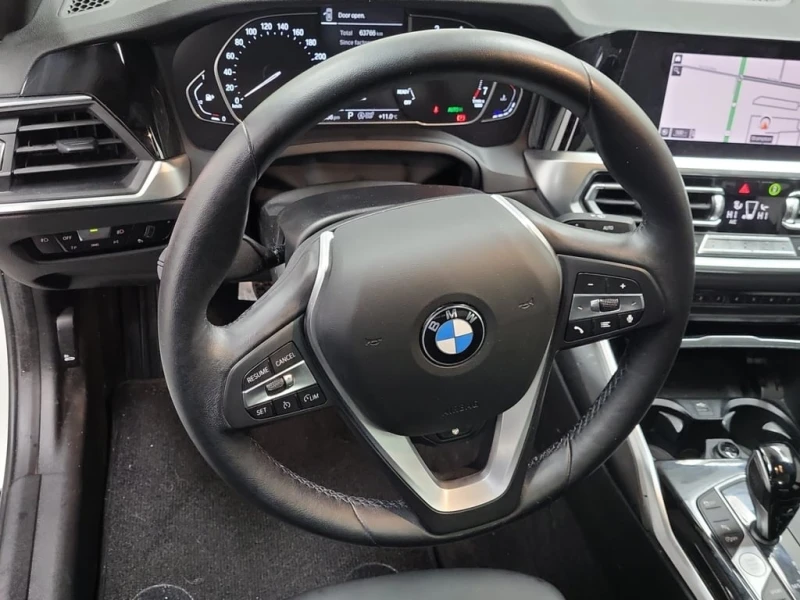 BMW 330 * 330I XDRIVE * CARFAX * БЕЗ ПЪРВОНАЧАЛНА ВНОСКА, снимка 12 - Автомобили и джипове - 53089315