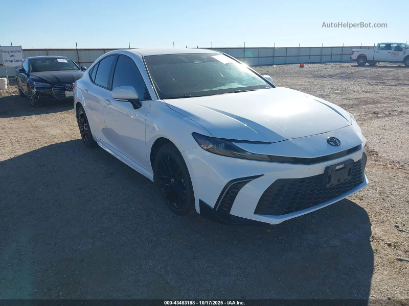 Toyota Camry Luxury* Hybrid* 4WD * НОВА* Крайна цена до БГ, снимка 3 - Автомобили и джипове - 53144824