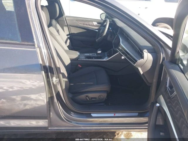 Audi A6 PREMIUM PLUS* DIGITAL* ОБДУХ* KEYLESS* BLIND SPOT, снимка 6 - Автомобили и джипове - 53647882
