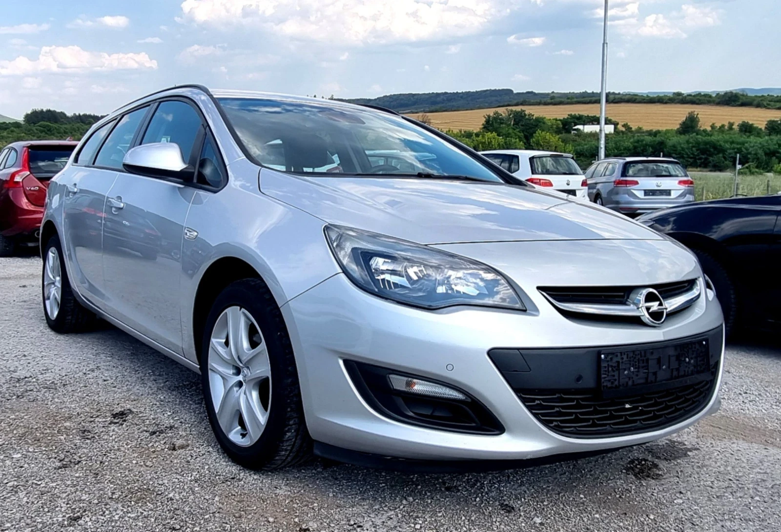 Opel Astra 1.4Т 120к.с., снимка 1